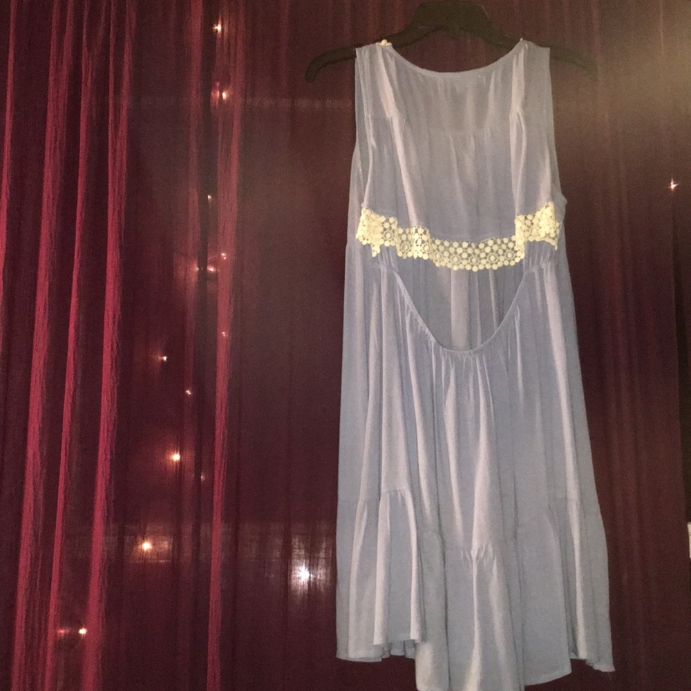 Dress - Picture 2 of 3